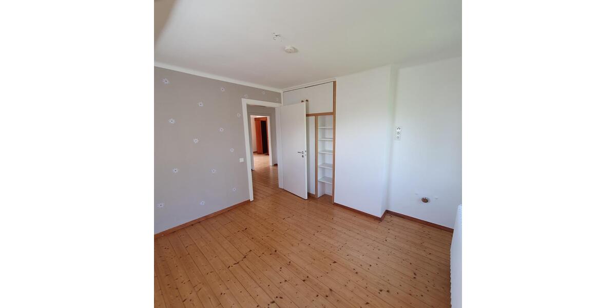 Einfamilienhaus Salzkotten - 5 Zimmer, 140 m&sup2;, 499.000&euro; | Angebot:27165025