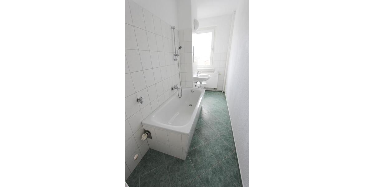 Etagenwohnung Altenburg - 3 Zimmer, 61 m&sup2;, 345&euro; | Angebot:26382367