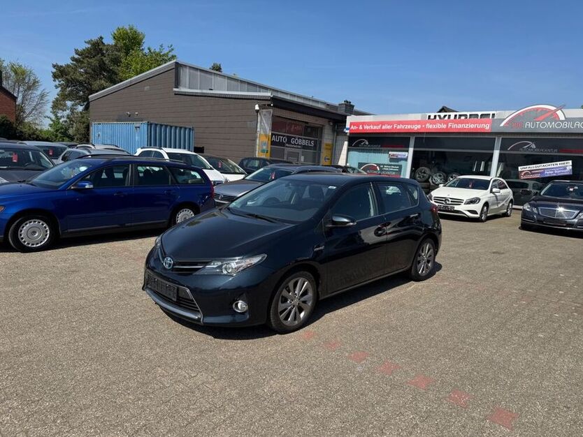 Auris