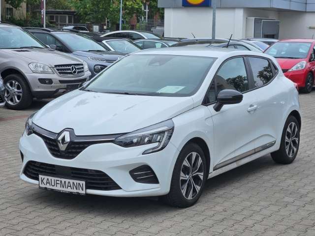 Renault Clio 38.900 km 17.490 € Berlin - Steglitz 12247