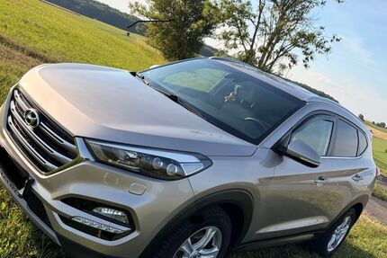 Hyundai TUCSON 126.000 km 12.600 &euro; Zweibrücken 66482