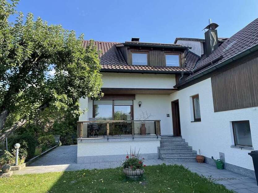 Haus zum Kaufen in Floß 199.000 € 115.97 m²
