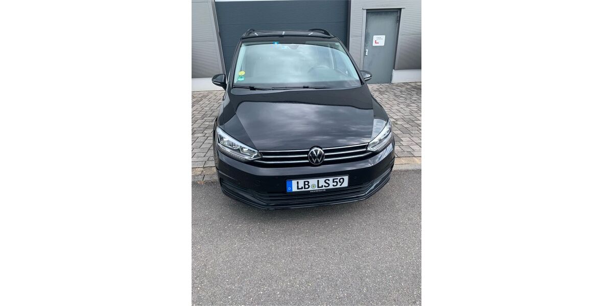 VW Touran 131.500 km 22.100 &euro; Erligheim 74391