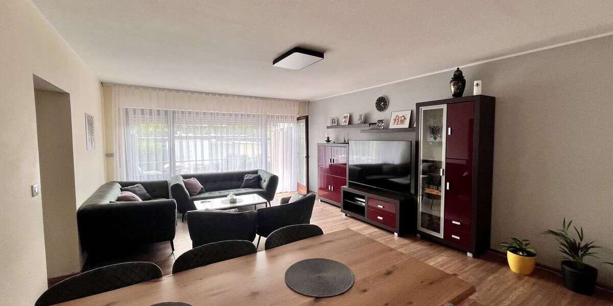 Etagenwohnung Buseck - 4 Zimmer, 92 m&sup2;, 750&euro; | Angebot:26932047