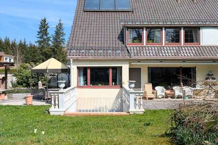 Haus zum Kaufen in München 1.760.000 € 192 m²