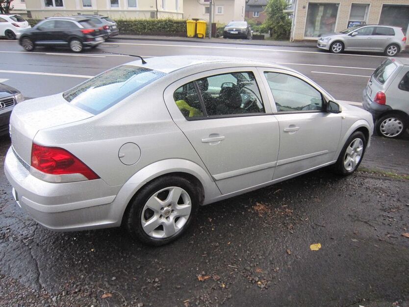 Opel Astra 243.500 km 1.750 € Netphen 57250