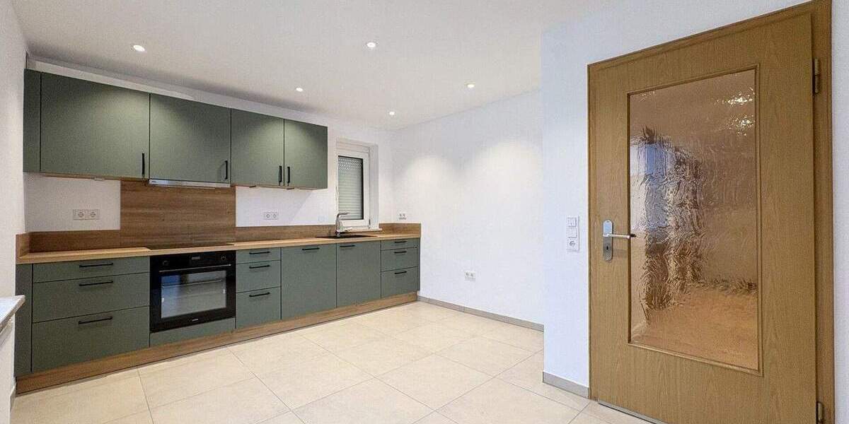 Etagenwohnung Ingolstadt Unsernherrn - 3 Zimmer, 75 m&sup2;, 970&euro; | Angebot:25339011