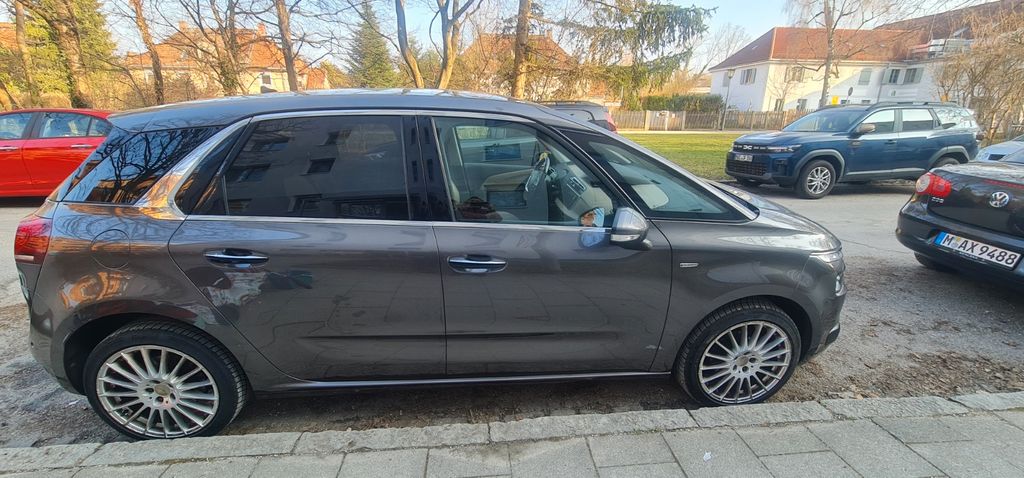 Citroen C4 Picasso 92.844 km 7.500 &euro; München 81241