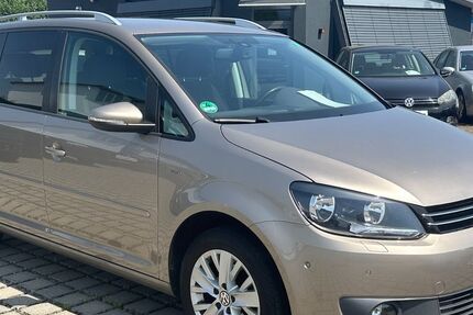 VW Touran 190.000 km 6.400 &euro; Butzbach 35510
