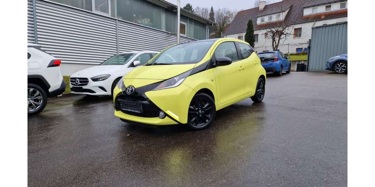 Toyota Aygo 102.558 km 8.990 &euro; Nürtingen 72622
