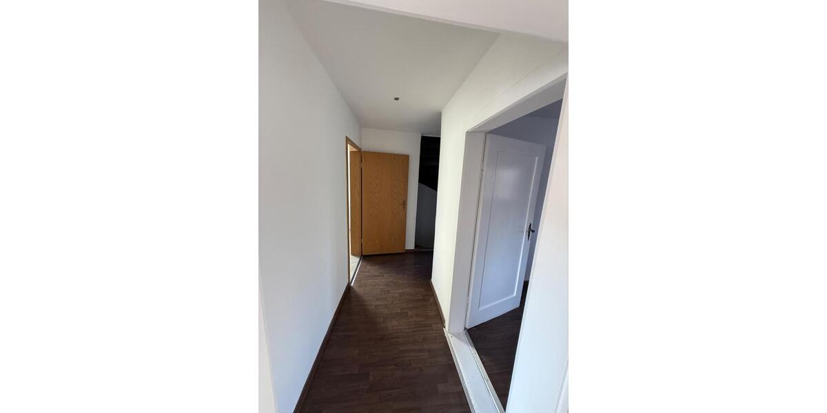 Einfamilienhaus Weisendorf - 6.5 Zimmer, 122 m&sup2;, 1.550&euro; | Angebot:24316699