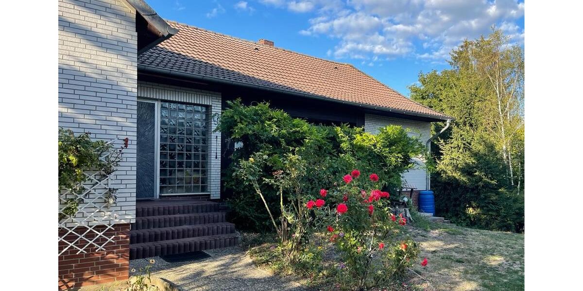 Einfamilienhaus Königslutter am Elm - 4 Zimmer, 120 m&sup2;, 1.150&euro; | Angebot:26319212