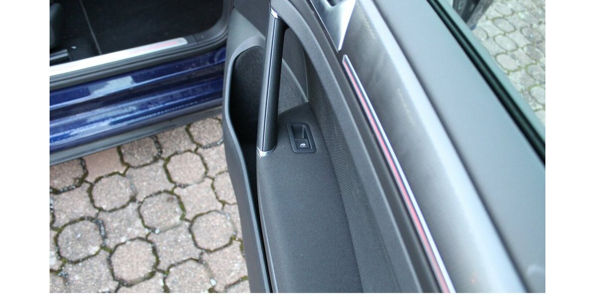 VW Golf VII GTI Performance DSG/NAVI/LED/ACC 90.985 km 20.500 &euro; Höchstenbach 57629