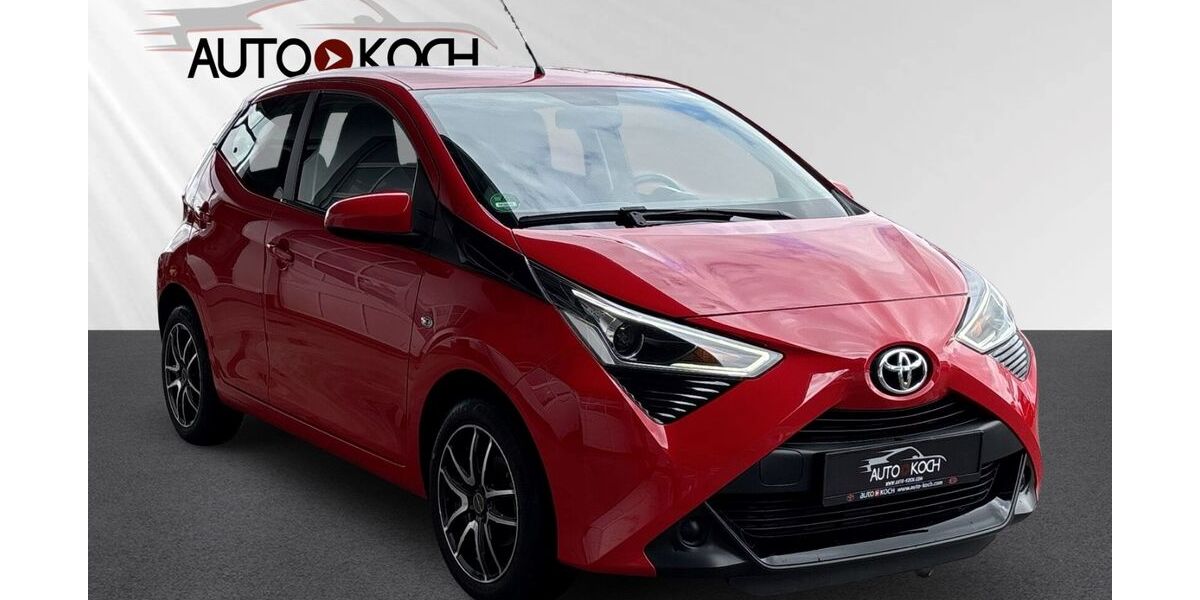 Toyota Aygo (X) 30.860 km 11.539 &euro; Düren 52351