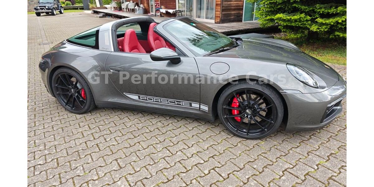 Porsche 992 15.200 km 144.900 &euro; Zell am Harmersbach 77736
