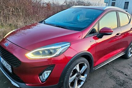 Ford Fiesta 63.450 km 12.980 &euro; Offenbach 63075