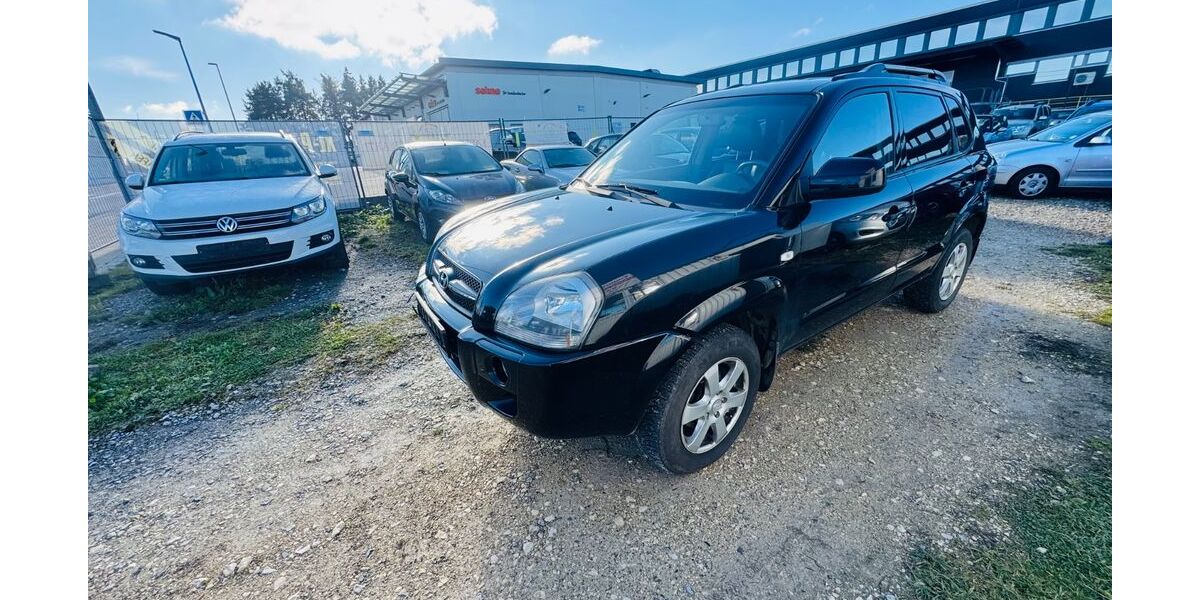 Hyundai TUCSON 189.000 km 2.350 € Filderstadt 70794
