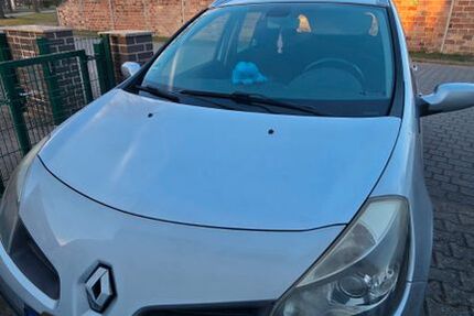 Renault Clio 230.000 km 2.000 &euro; Bestensee 15741