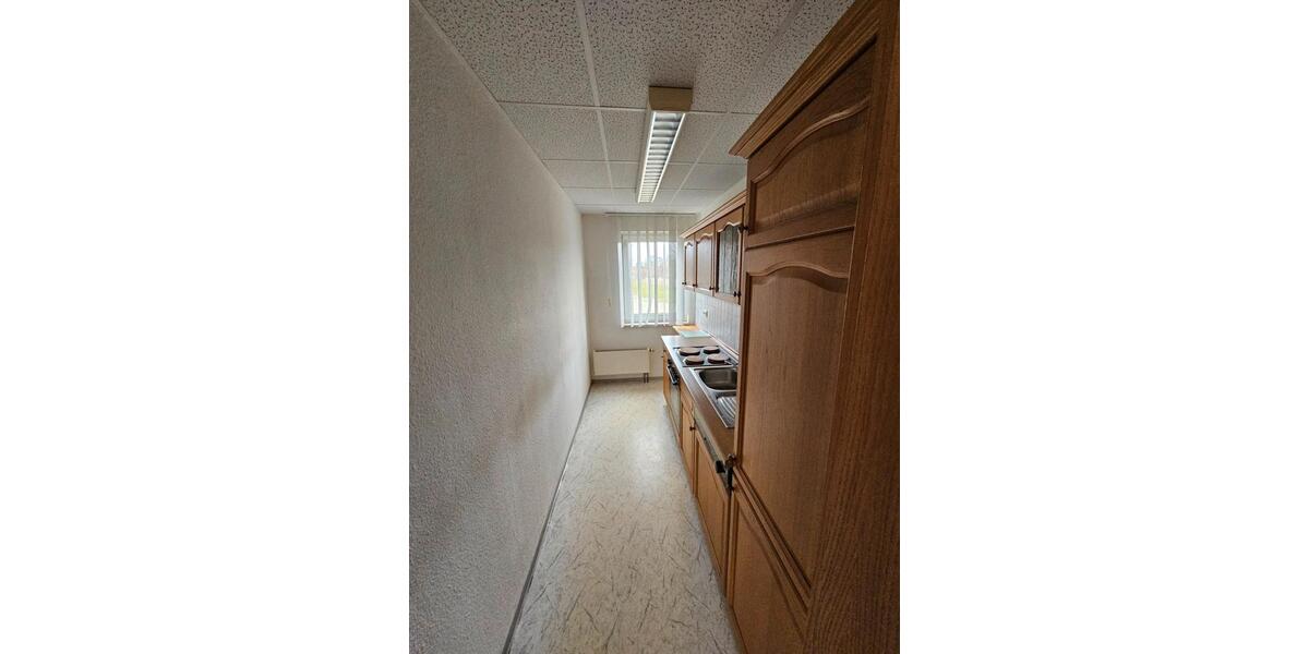 Gewerbeobjekt Bitterfeld-Wolfen Wolfen - 1.350&euro; | Angebot:25172244