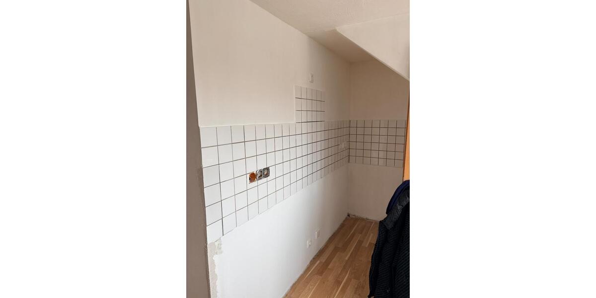 Dachgeschoßwohnung Mönchengladbach Süd - 1 Zimmer, 43 m&sup2;, 480&euro; | Angebot:25918403