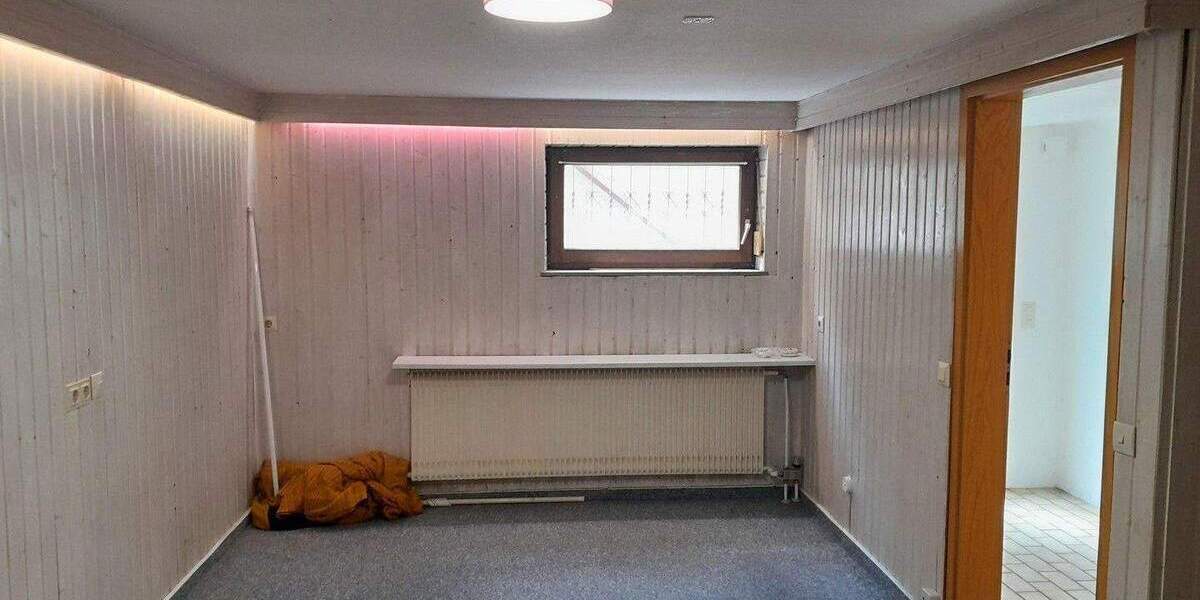 Reihenendhaus Stuttgart Möhringen - 8 Zimmer, 200 m&sup2;, 900.000&euro; | Angebot:25657439