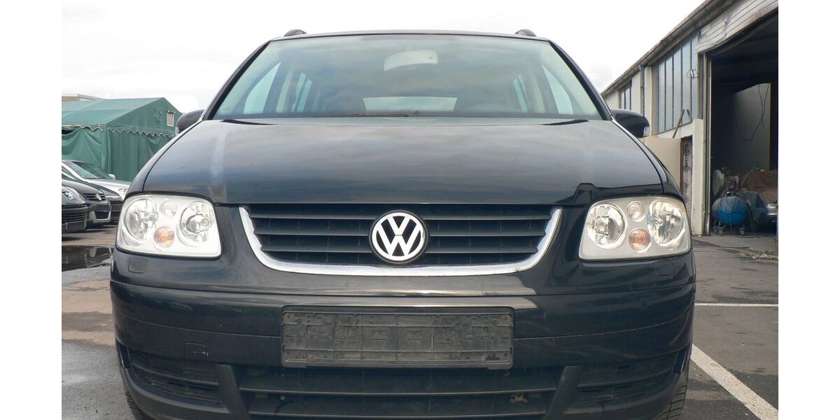 VW Touran 232.000 km 2.300 &euro; Reutlingen oferdingen 72768