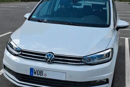 VW Touran 32.000 km 33.900 &euro; Wolfsburg 38448