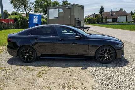 Jaguar XE 89.200 km 29.900 &euro; Kempten (Allgäu), kreisfreie Stadt (Bayern) 87435