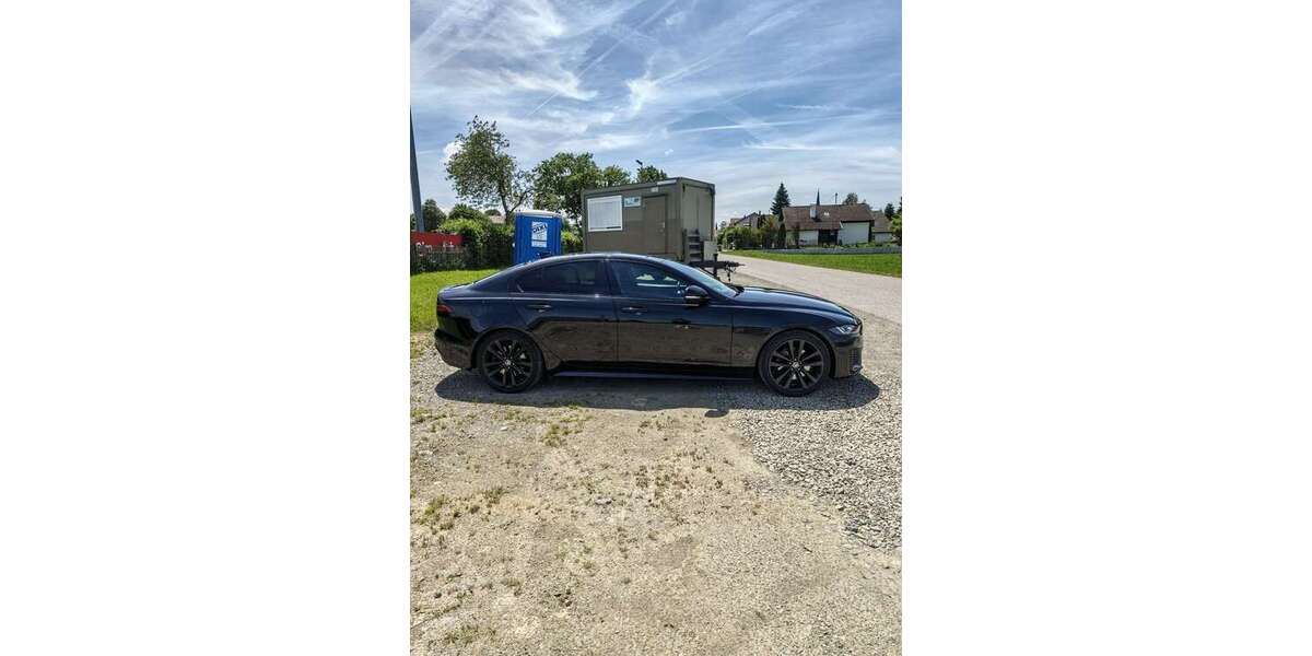 Jaguar XE 89.200 km 29.900 &euro; Kempten (Allgäu), kreisfreie Stadt (Bayern) 87435