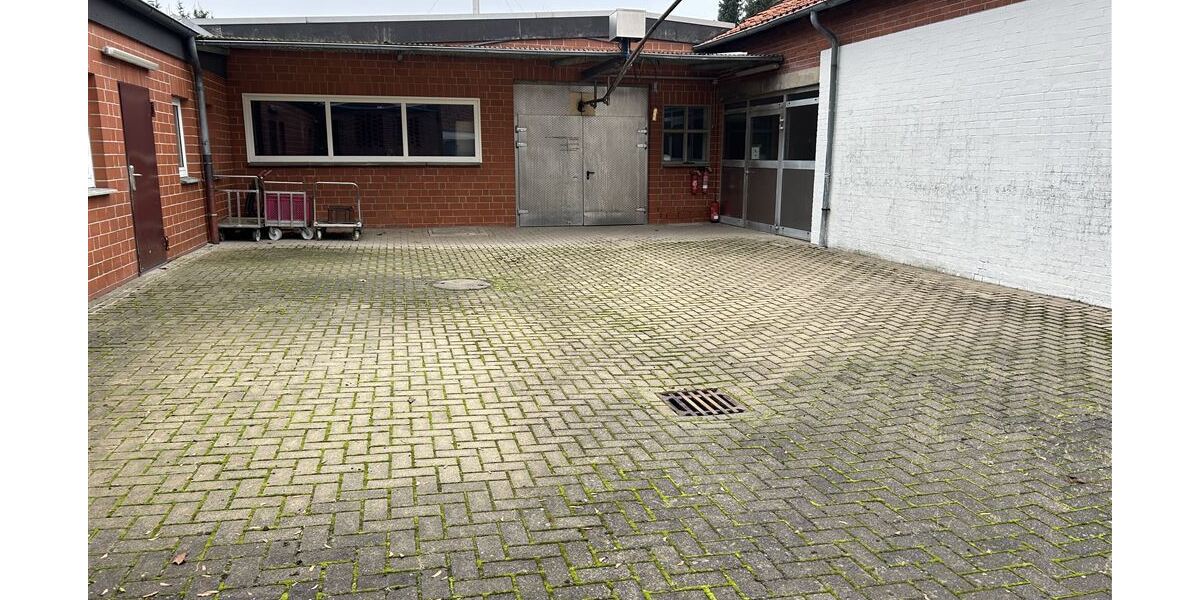 Im Herzen von Nienburg: Interessante Gewerbeeinheit in TOP Lage mit Ladenlokal, Wohnung und Halle - Gewerbeobjekt Nienburg (Weser) | Angebot:26489508