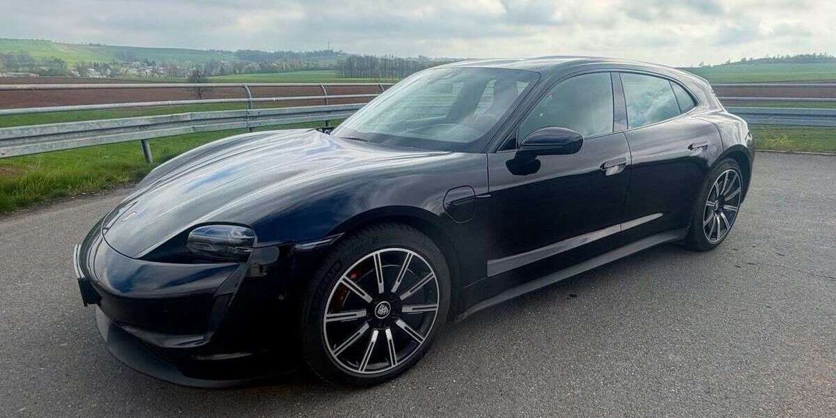 Porsche Taycan 79.000 km 64.490 &euro; Creglingen 97993