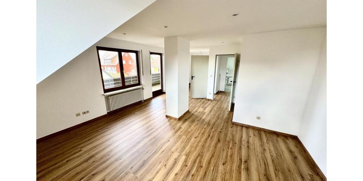 Doppelhaushälfte Augsburg Lechhausen - 6.5 Zimmer, 152 m&sup2;, 1.950&euro; | Angebot:26338323