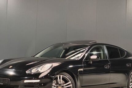 Porsche Panamera 97.126 km 34.900 &euro; Mönchengladbach 41061