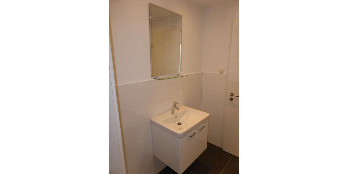 Einfamilienhaus Bad Soden am Taunus - 5 Zimmer, 175 m&sup2;, 3.200&euro; | Angebot:24271376