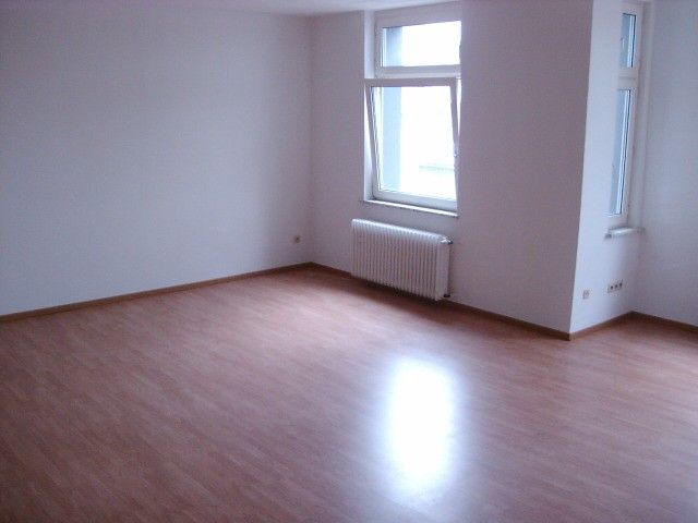 Provisionsfrei* Mehrfamilienhaus in Neuss Nord (Stadtgrenze zu Düsseldorf) 12 zimmer