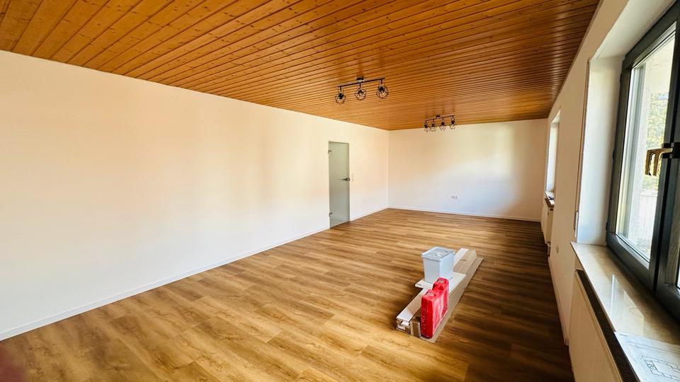 Erdgeschoßwohnung Hermersberg - 3 Zimmer, 90 m&sup2;, 930&euro; | Angebot:25998431