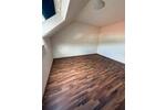 Dachgeschoßwohnung Ofterdingen - 5 Zimmer, 95 m&sup2;, 950&euro; | Angebot:26637754