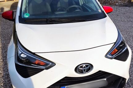 Toyota Aygo (X) 63.000 km 8.500 &euro; Burglengenfeld 93133
