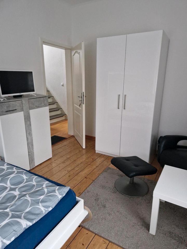 Zimmer Möbliert Handwerker