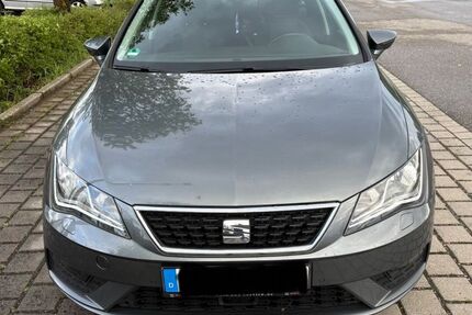 Seat Leon 122.000 km 10.300 &euro; Burghausen 84489