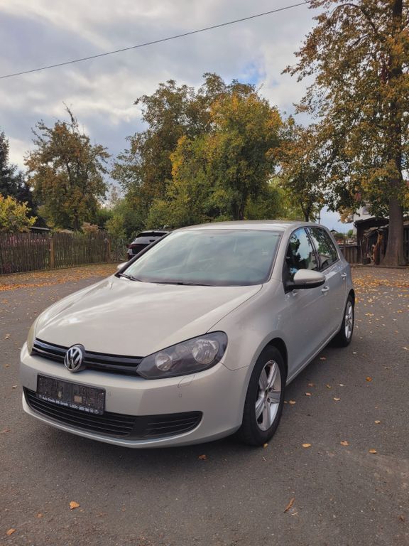 VW Golf 103.492 km 7.000 € Oberwiera 08396
