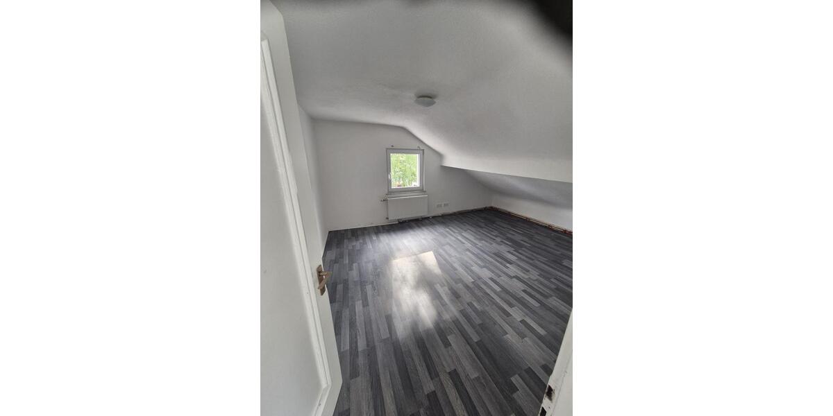 Einfamilienhaus Saarlouis - 5 Zimmer, 80 m&sup2;, 170.000&euro; | Angebot:26982551