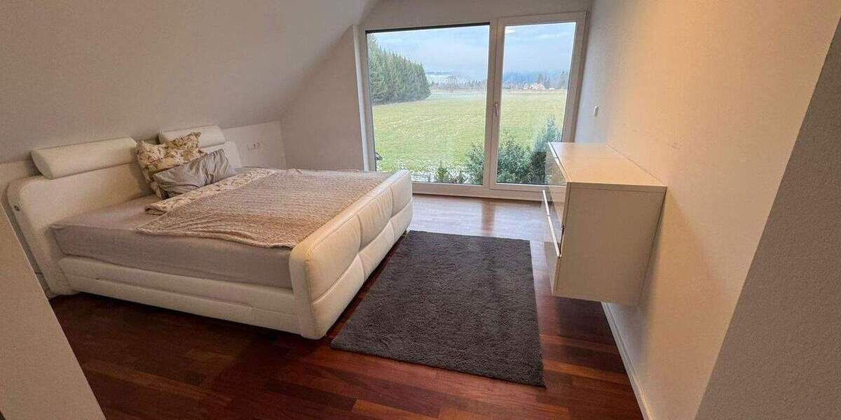 Einfamilienhaus Titisee-Neustadt Titisee - 1 Zimmer, 297 m&sup2;, 1.500.000&euro; | Angebot:25249239