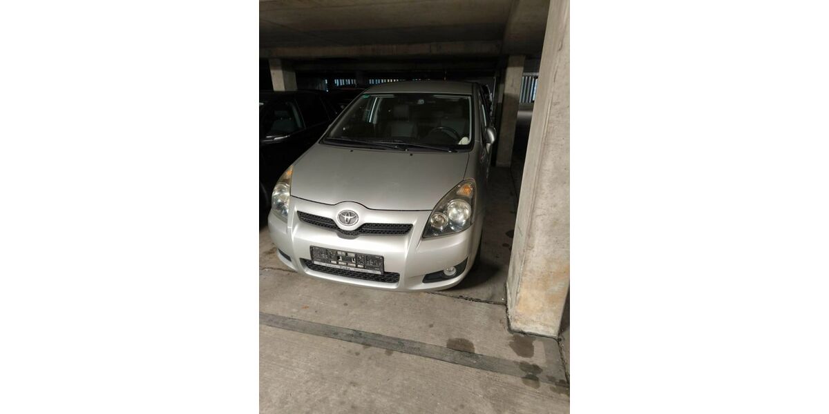 Toyota Corolla Verso 210.000 km 2.800 &euro; Nürnberg 90453