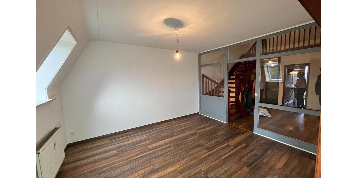 Große Maisonette-Wohnung in zentraler Lage 5 zimmer