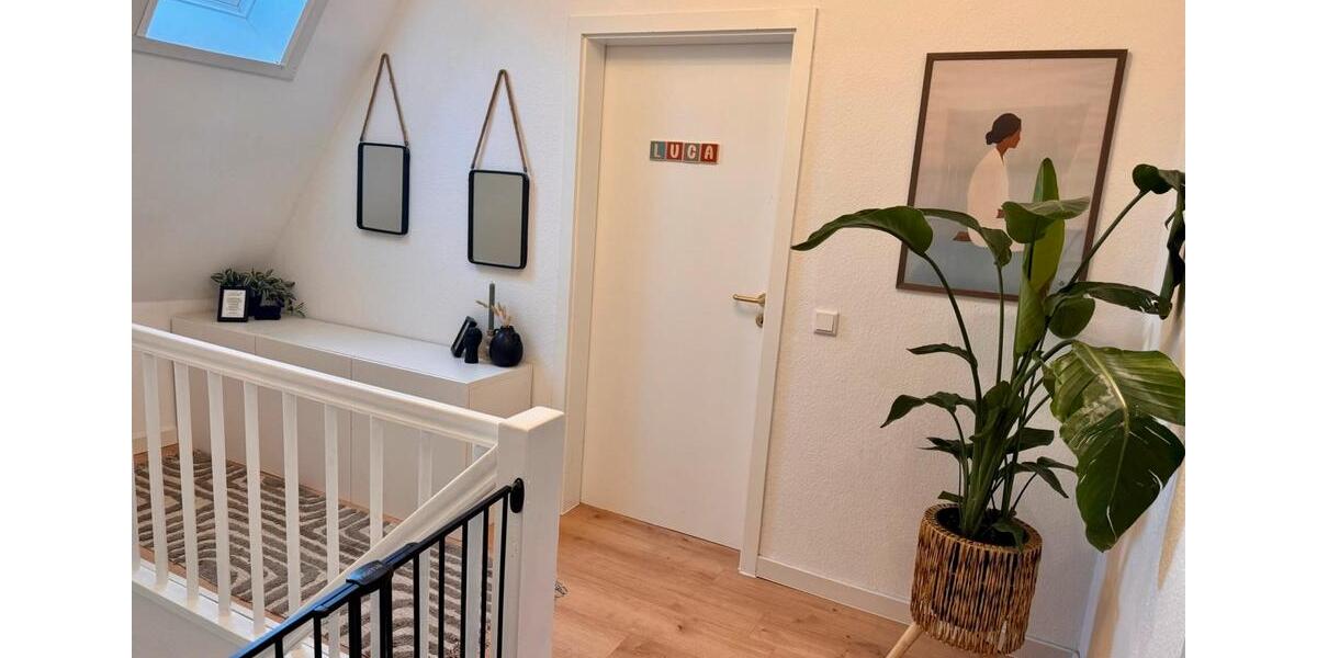 Freistehendes Zweifamilienhaus in ruhiger Lage! 7 zimmer