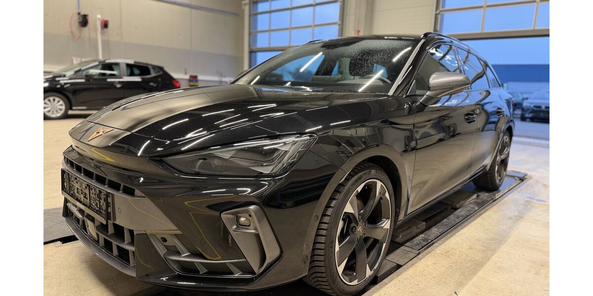 Cupra Leon 16.504 km 29.700 &euro; Memmingen 87700