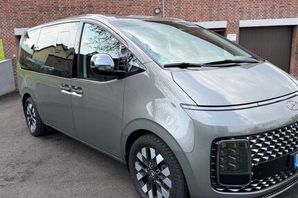 Hyundai STARIA 60.247 km 39.500 &euro; Niestetal 34266