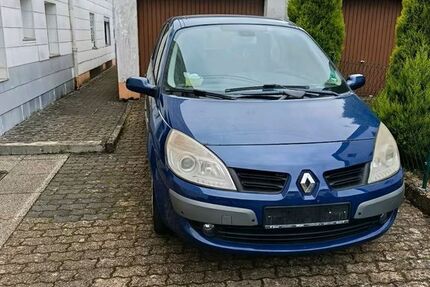 Renault Grand Scenic 257.500 km 750 &euro; Fließem 54636