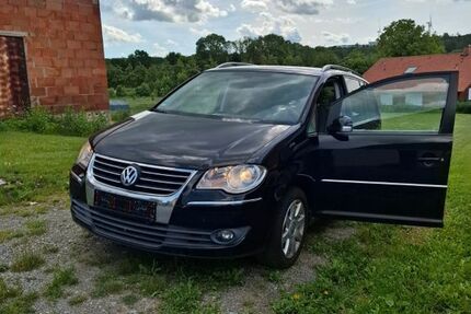 VW Touran 155.209 km 4.700 &euro; Borchen 33178